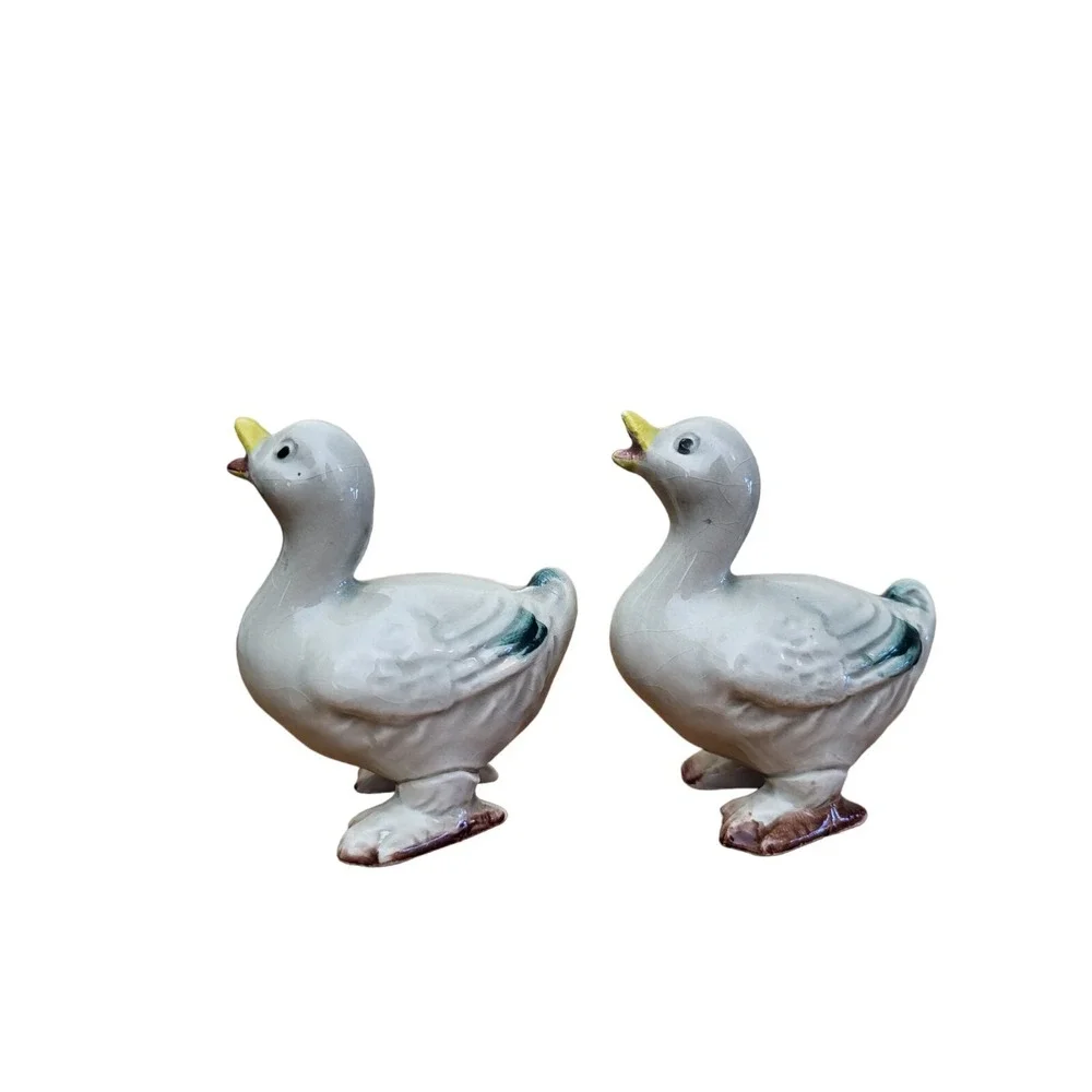 Pair of 2 Vintage‎ Handpainted Duck Figurines Japan 2.5